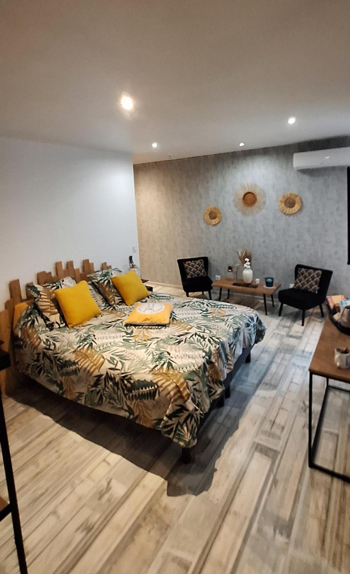 Chambres D'Hotes D'Aqui D'Aia 생로랑뒤바르 외부 사진