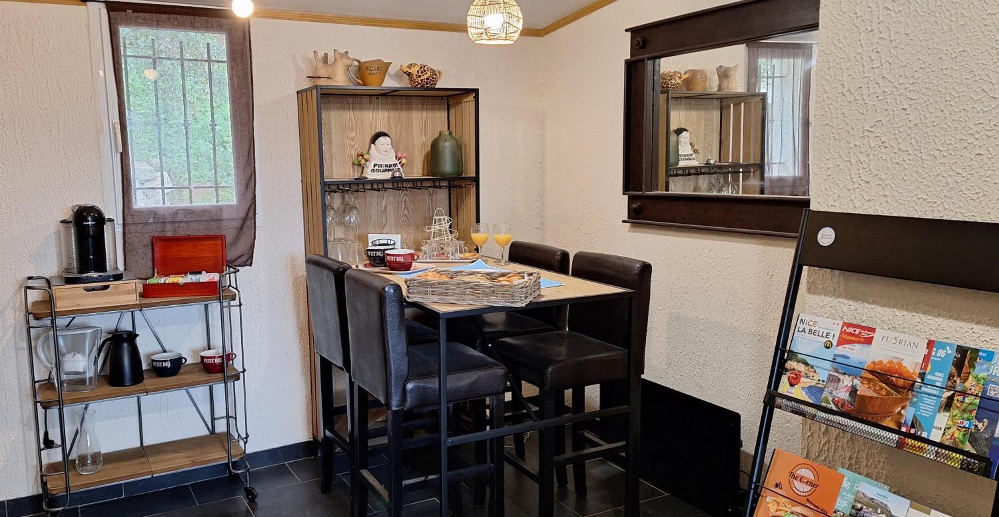 Chambres D'Hotes D'Aqui D'Aia 생로랑뒤바르 외부 사진